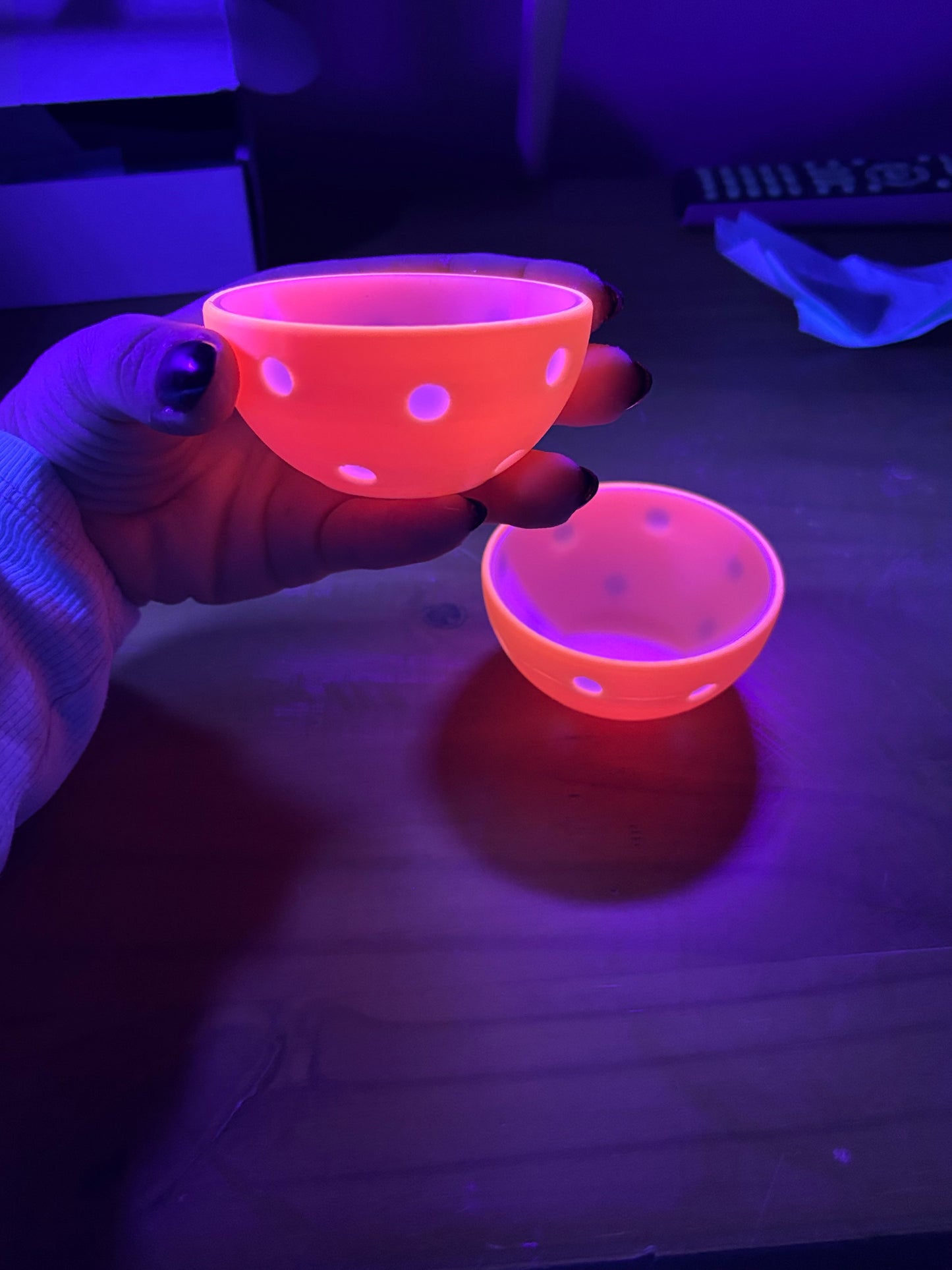 PickleShot The Pink GLOW Glass - Set of 2